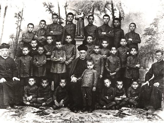 Nascita degli orfanotrofi antoniani